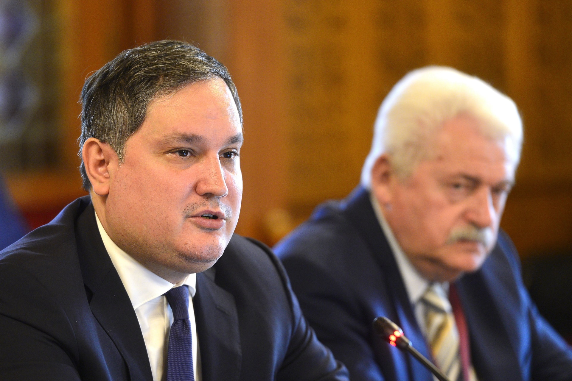 Megadóztatja a kormány a bankok extraprofitját