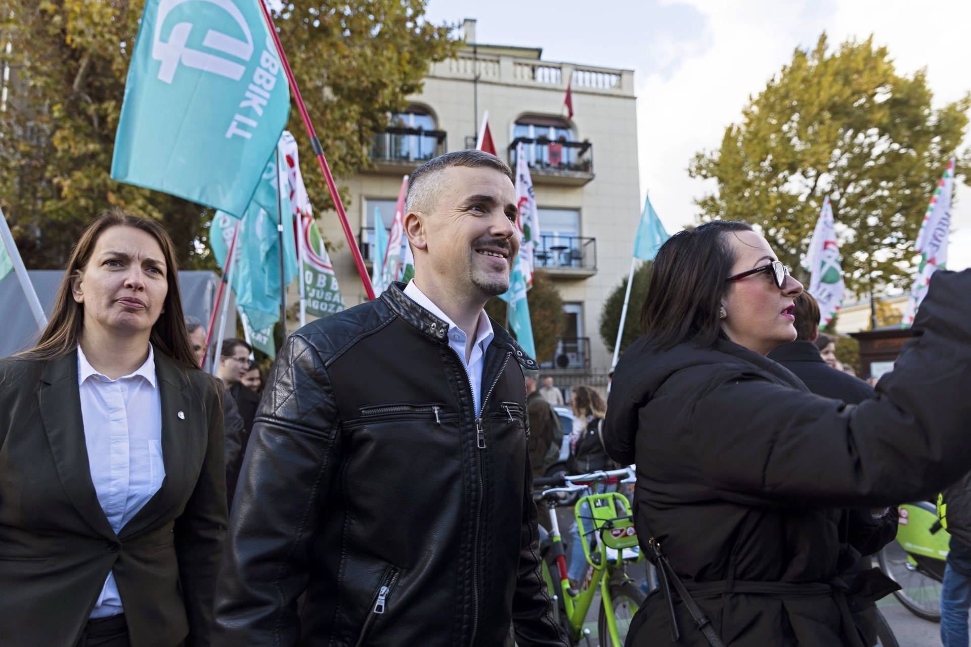 Ellenpuccson törhette fejét a Jobbik bukott elnöke