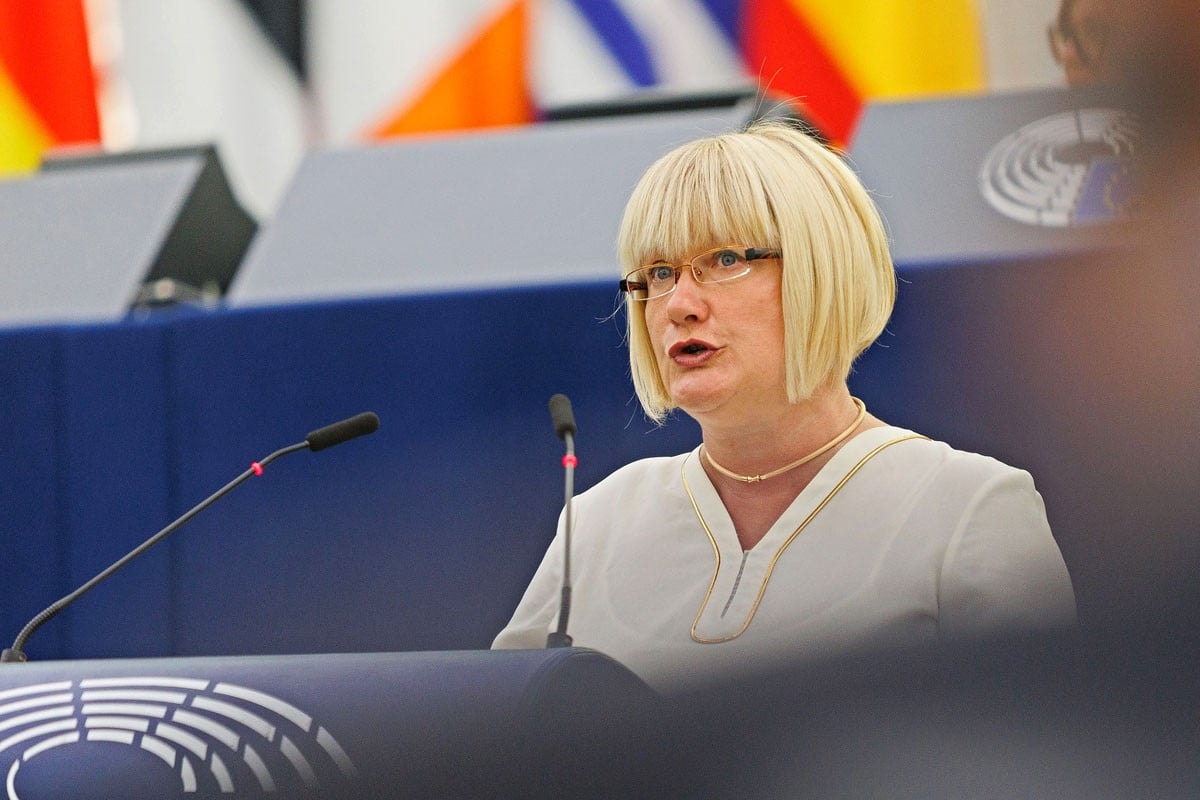 „Az EU-t meg kell újítani, de nem engedjük a nemzeti szuverenitást csorbítani”