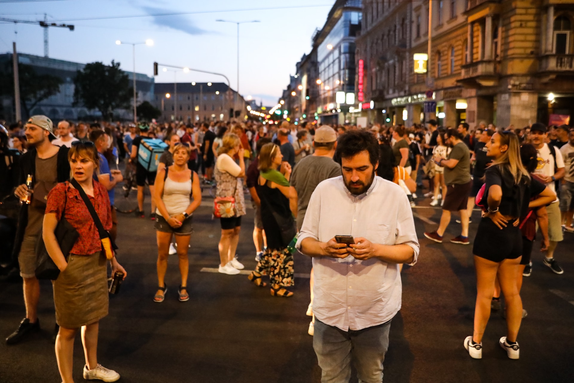 Sikertelen ellenzéki hisztériakeltés