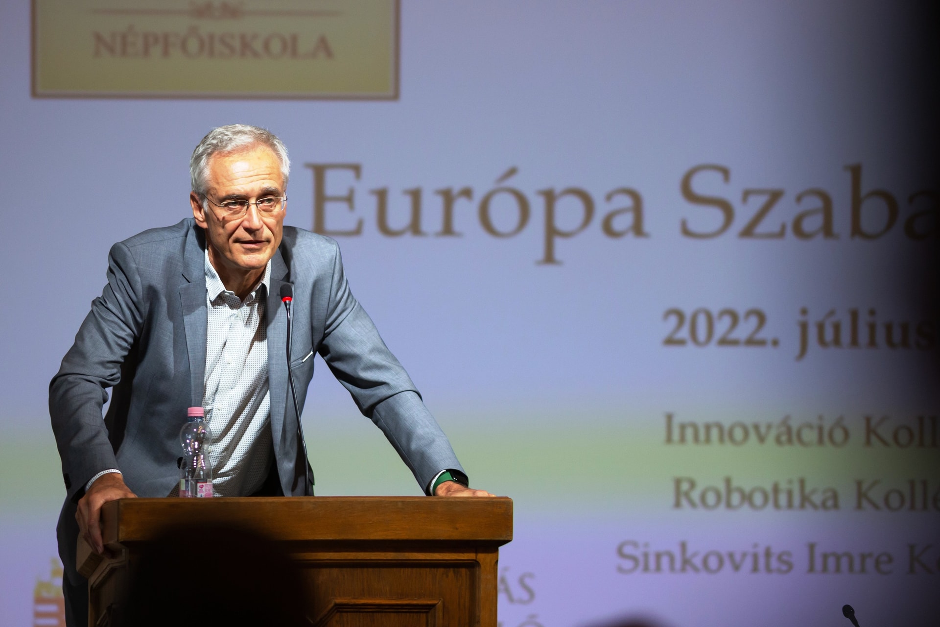 A kreatív ipar helyzetéről, jövőjéről Lakiteleken