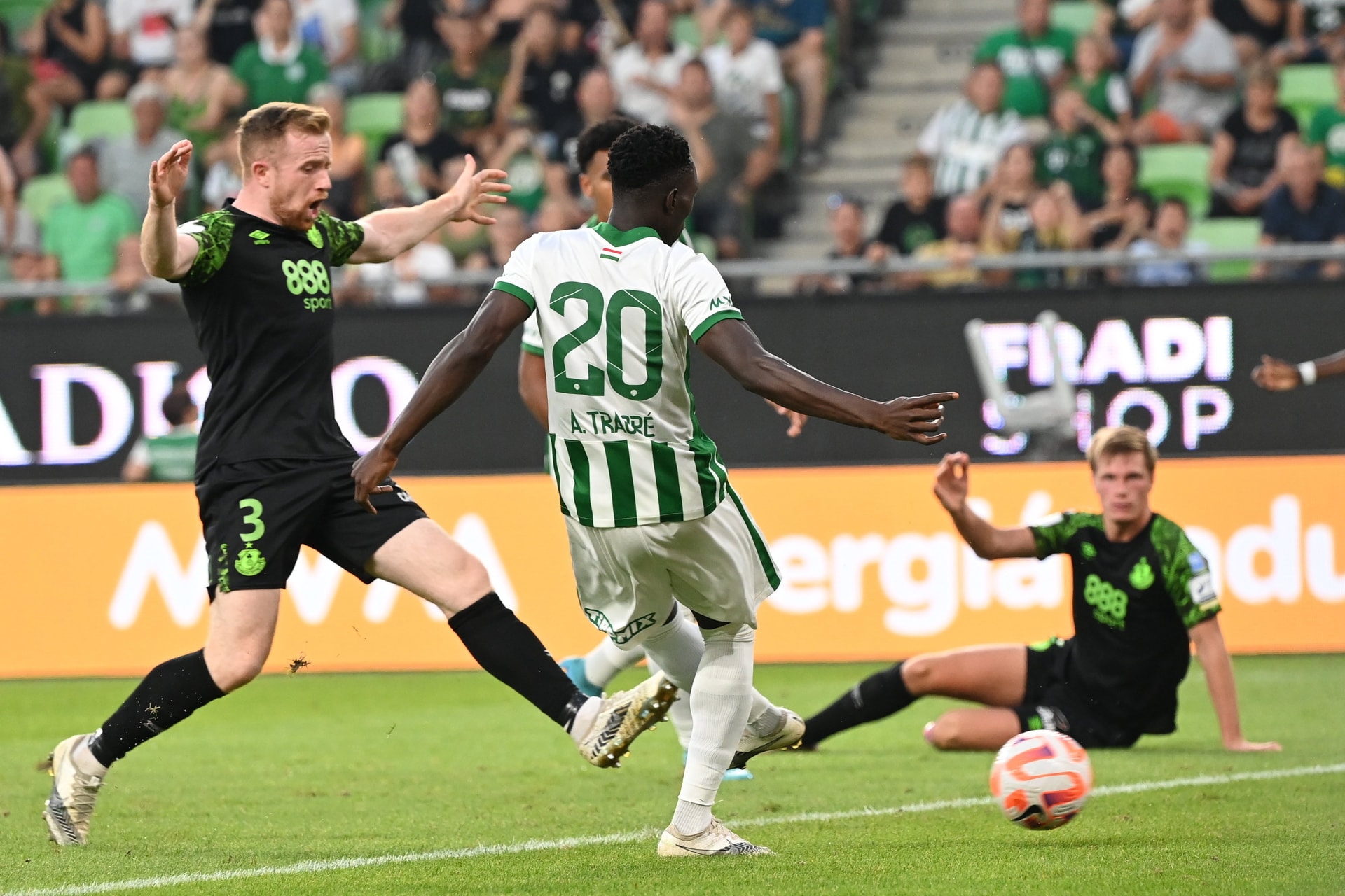 A Fradi otthon 4-0-ra győzött az ír Shamrock Rovers ellen