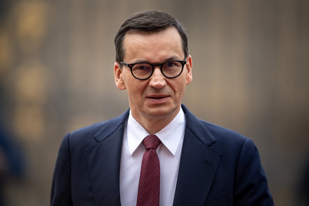 Varsó egy Németország nélküli koalícióban is támogatná fegyverekkel Ukrajnát