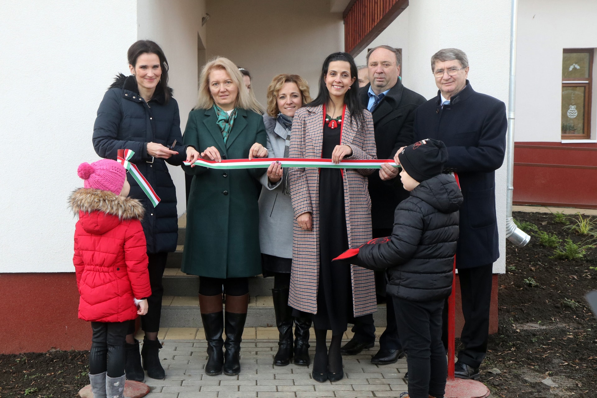 Koncz Zsófia: Ha bölcsődéket építünk, akkor jövőt építünk