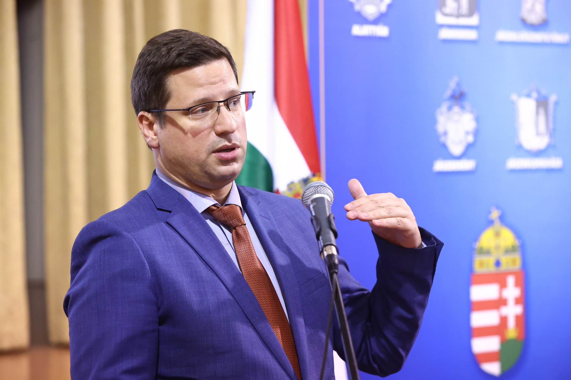 Gulyás Gergely: Éljenek a lehetőséggel!