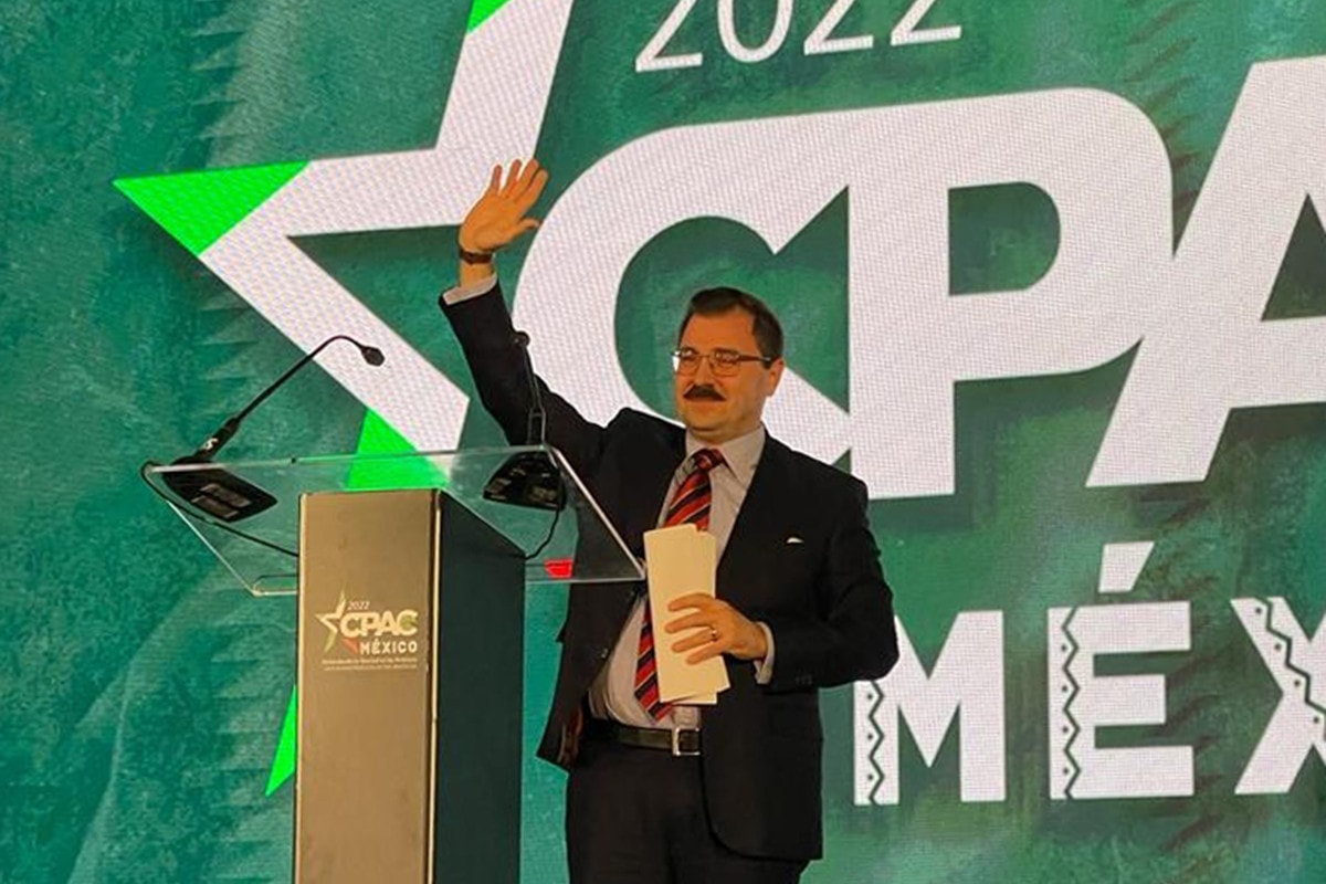 Szánthó Miklós: Békére és nemzetközi konzervatív konszenzusra van szükség
