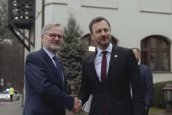 Újrázna Pozsonyban Heger