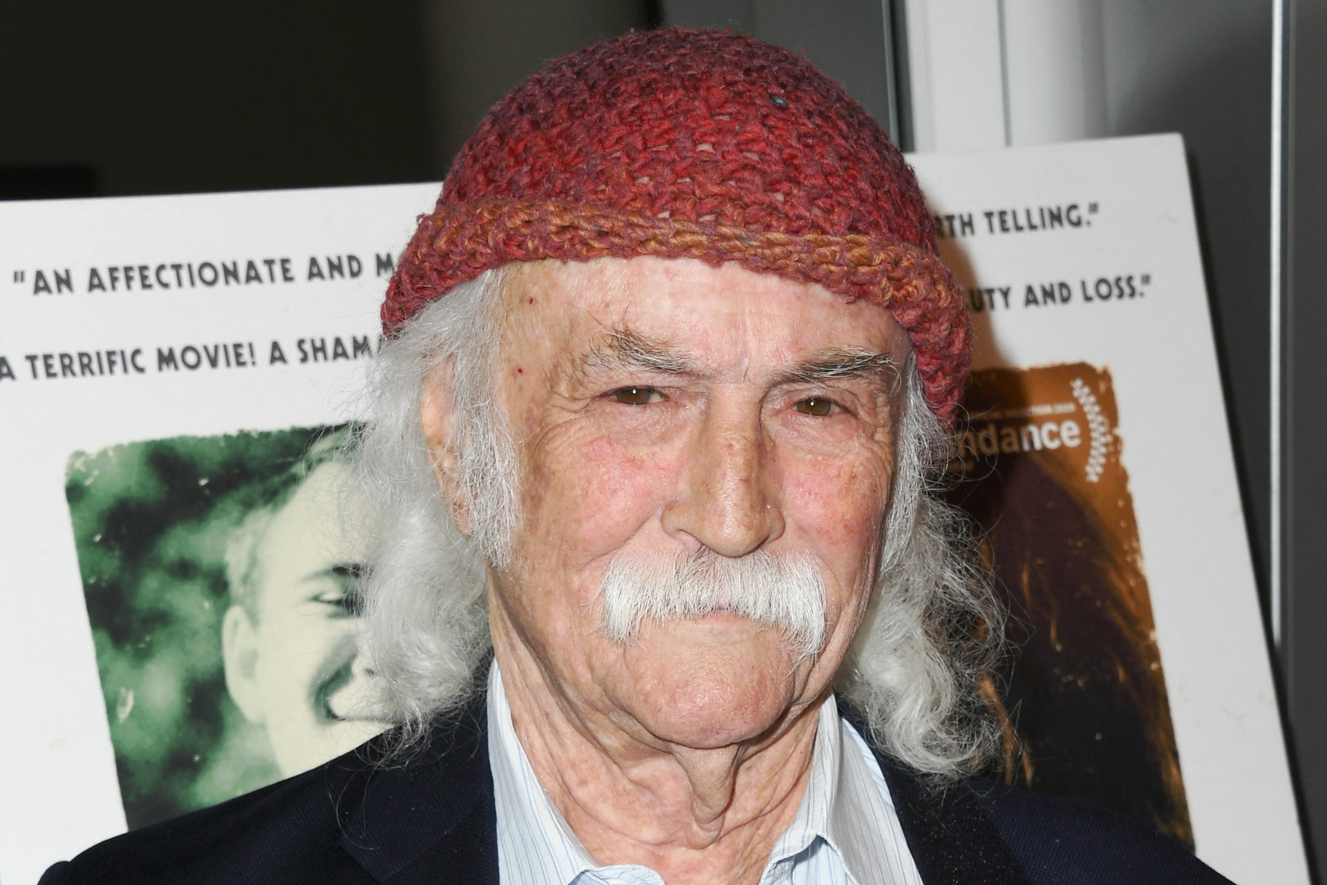Elhunyt David Crosby