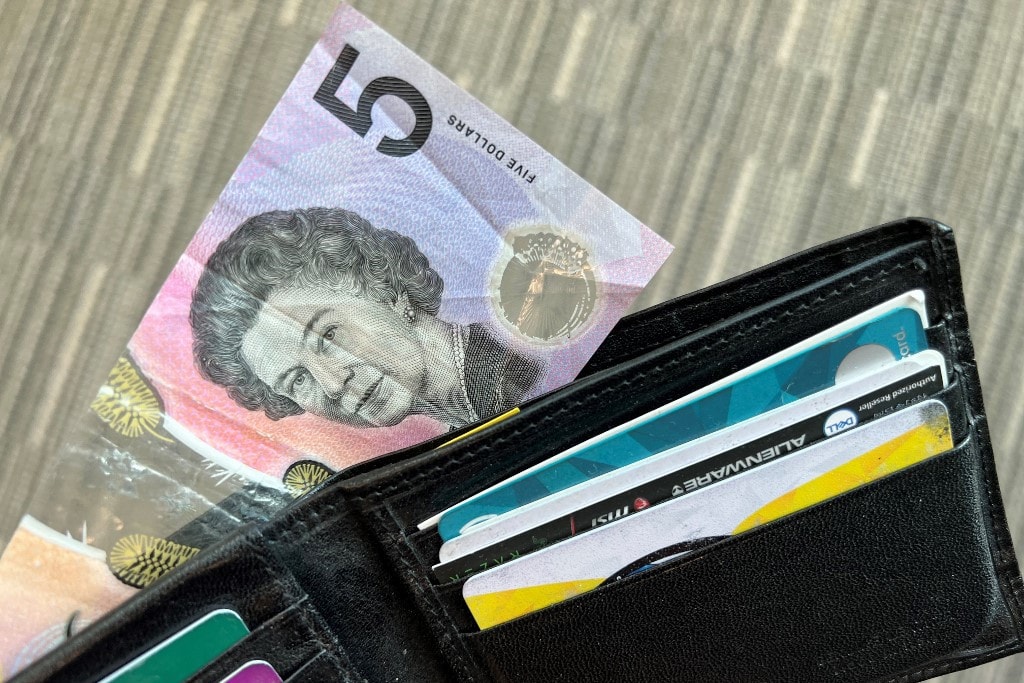 Nem III. Károly váltja II. Erzsébetet az ausztrál bankjegyeken