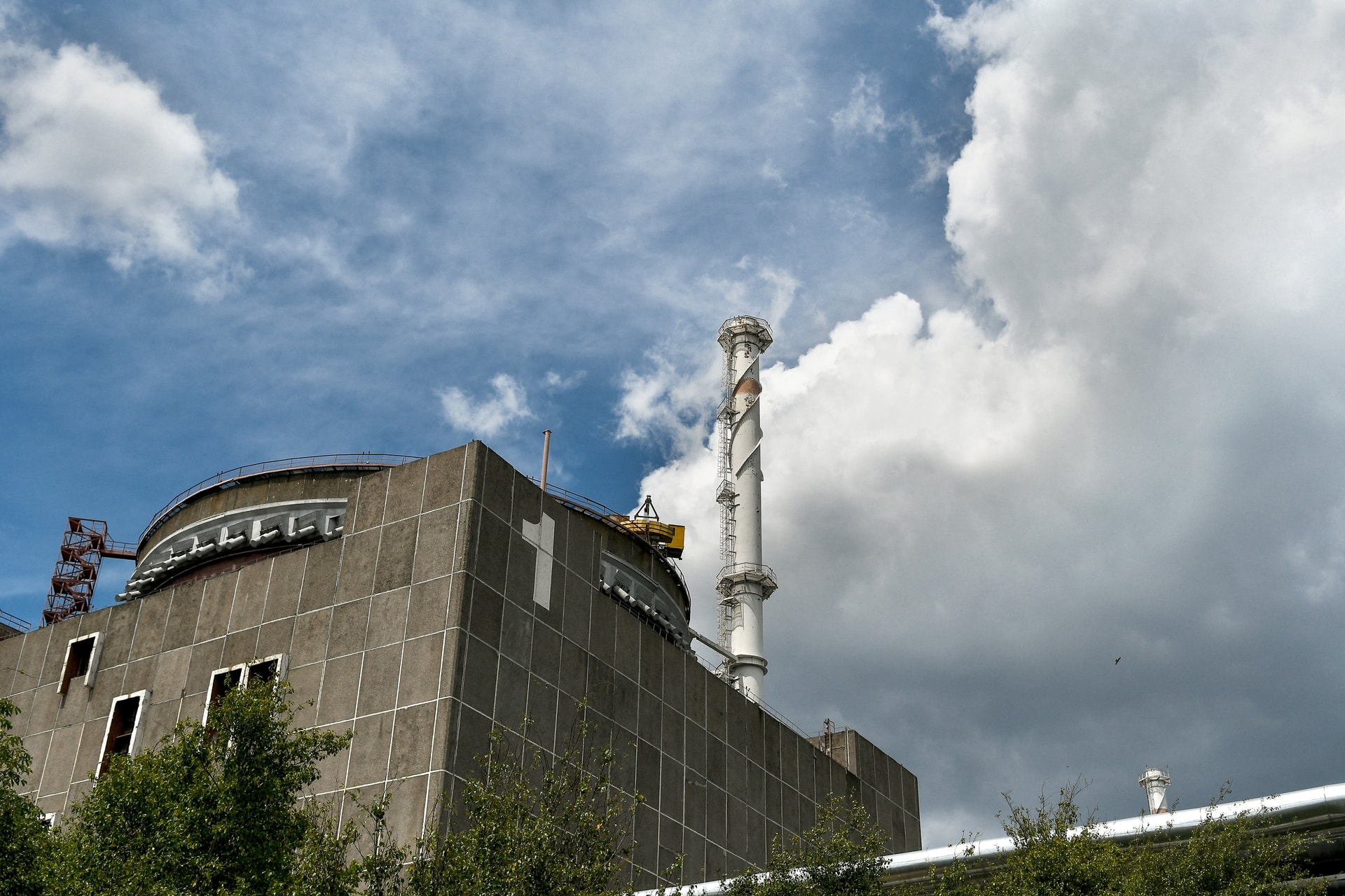 A rettegés éjszakája: Zelenszkij szerint terrortámadás várható a zaporizzsjai atomerőmű ellen
