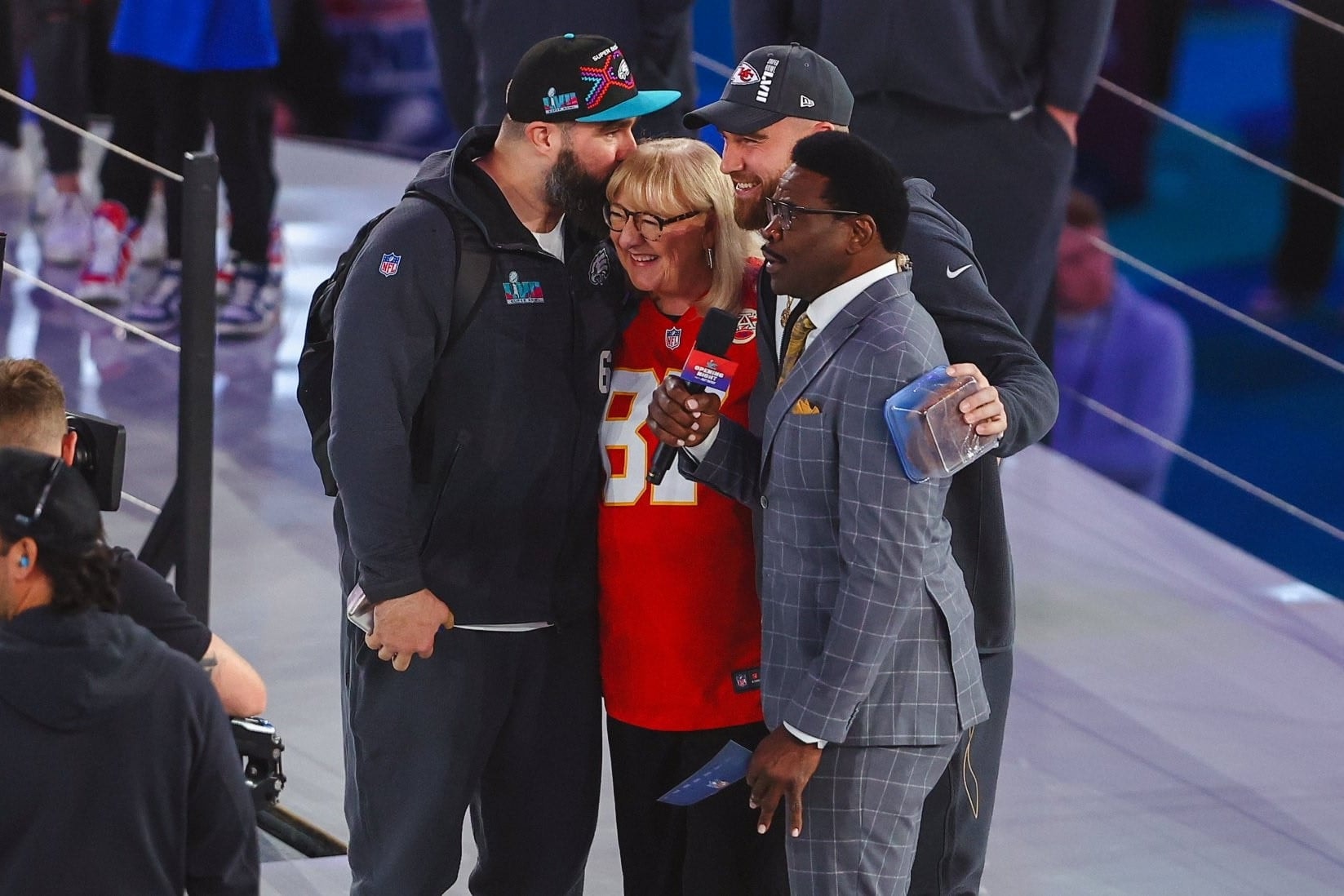 Amerika szurkol a Super Bowl-anyunak