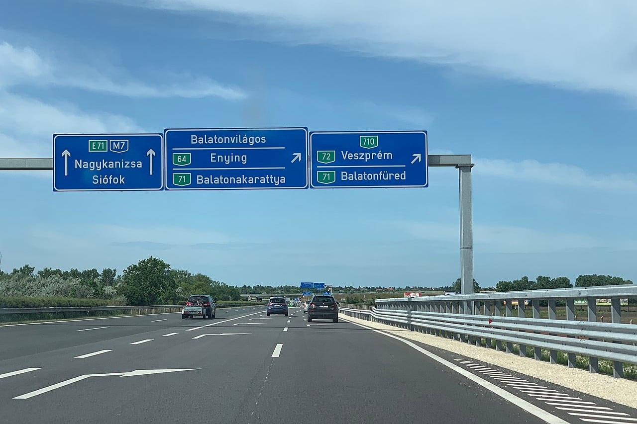 Óriási, mindenki számára kedvező változás jön az M7-es autópályán