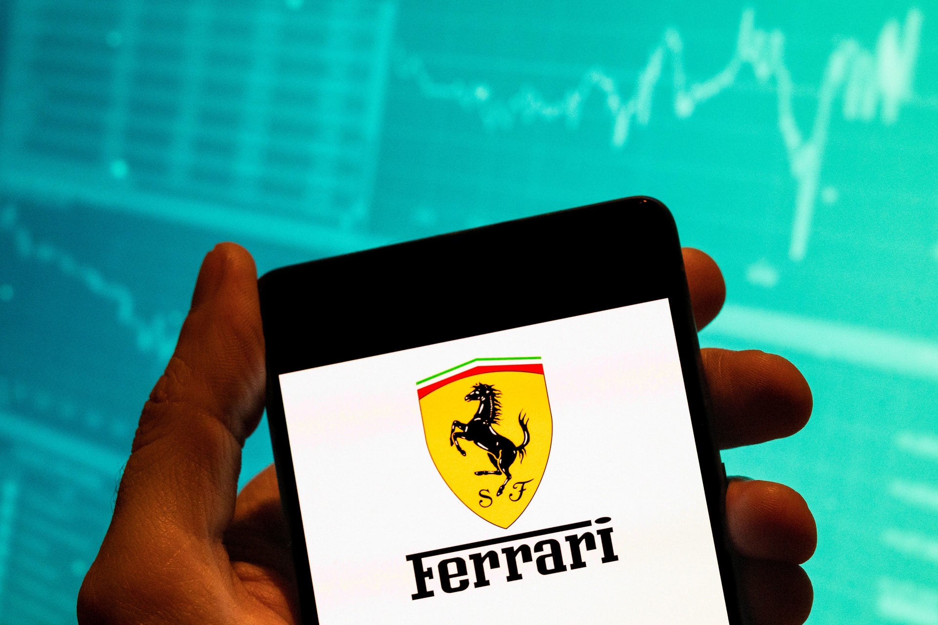 Hackertámadás érte a Ferrarit