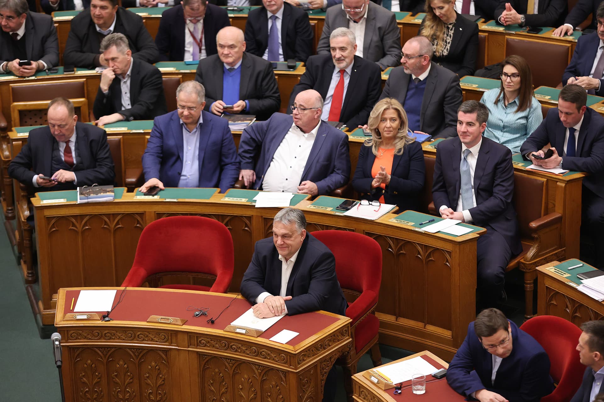 Országgyűlés: napirenden Finnország NATO-csatlakozása és a kormánypártok háborúellenes határozata