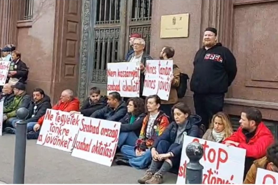 Pedagógusnak álcázott baloldaliak szítják a feszültséget