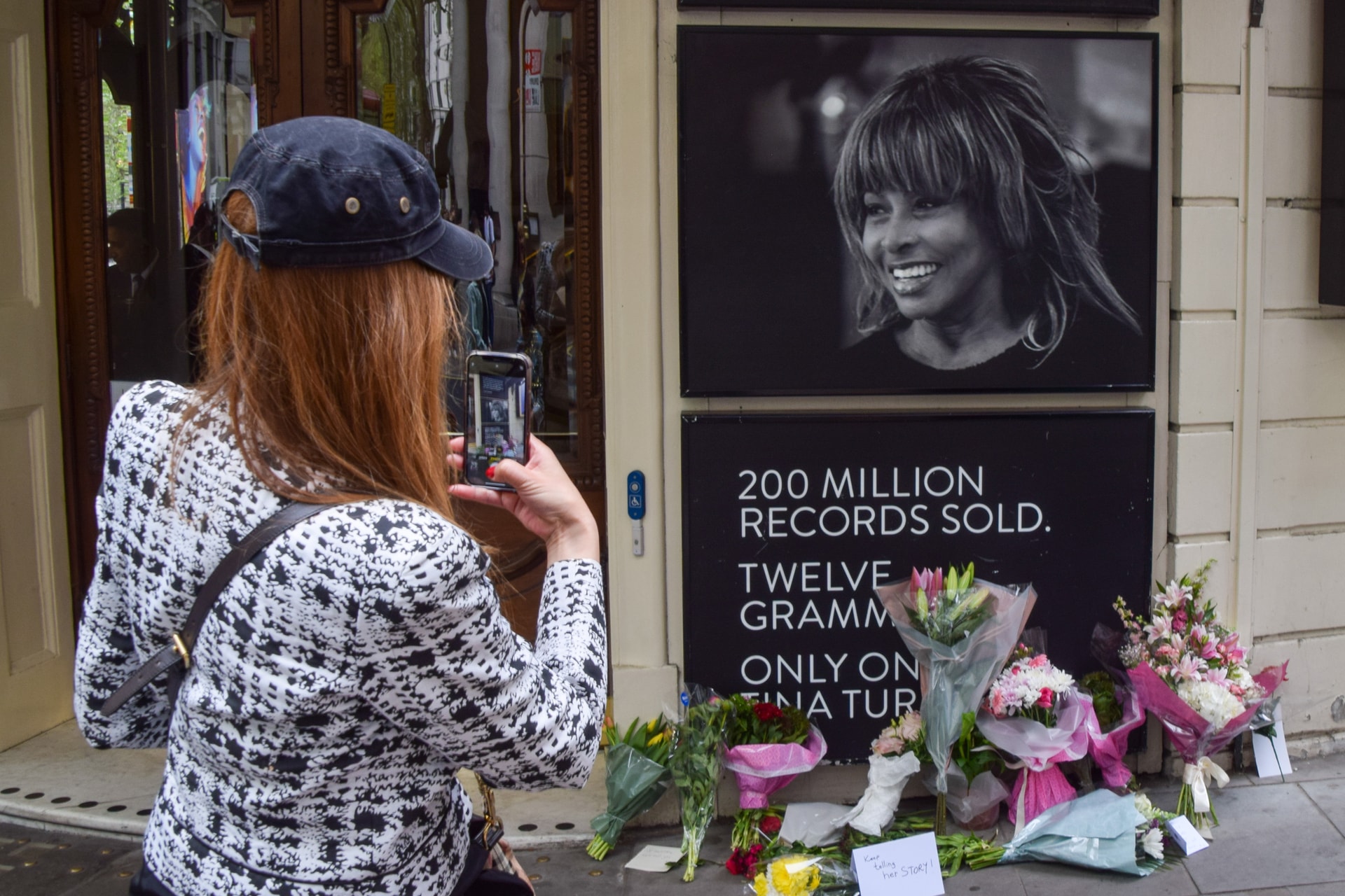 Meglepő, kik vesznek részt Tina Turner temetésén