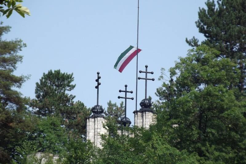 A trianoni békeszerződés aláírásának évfordulójára emlékeznek Zebegényben