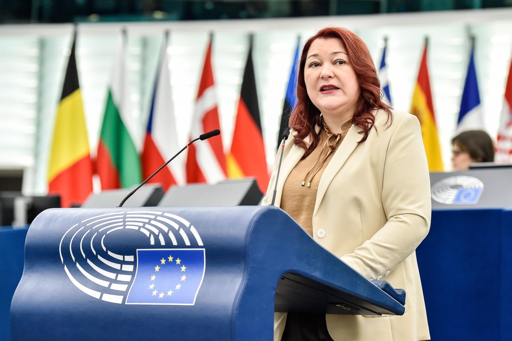 Bocskor Andrea: Jogszerűtlen a magyar diákok kizárása a Horizont és az Erasmus programokból