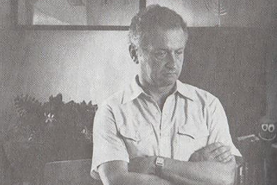 ÉS AKKOR 9. – Ostmodern