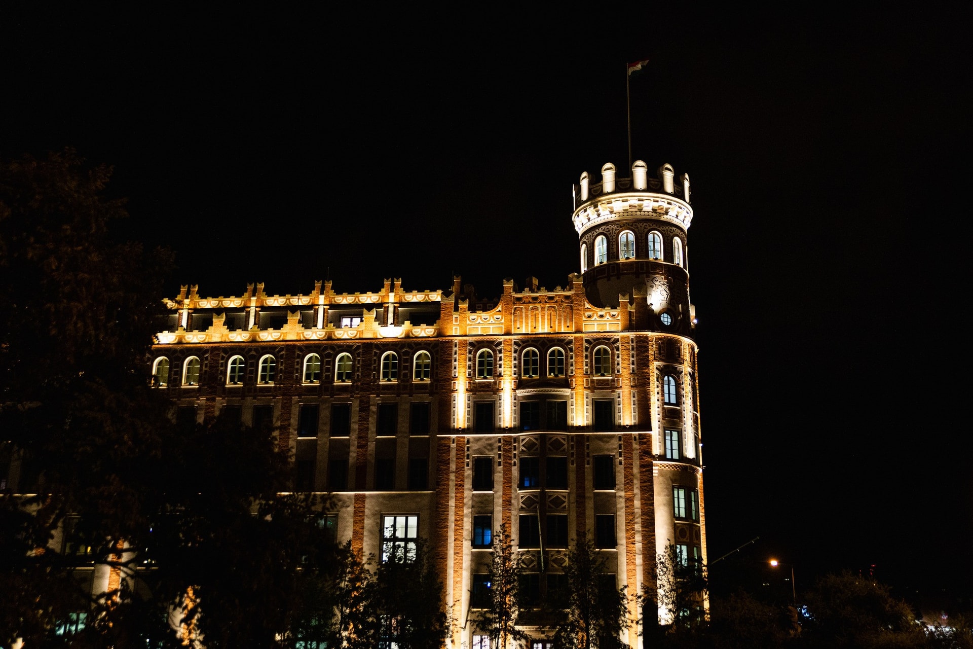 Pénzügyi ismeretterjesztő előadásokkal járja az országot a Pénzmúzeum