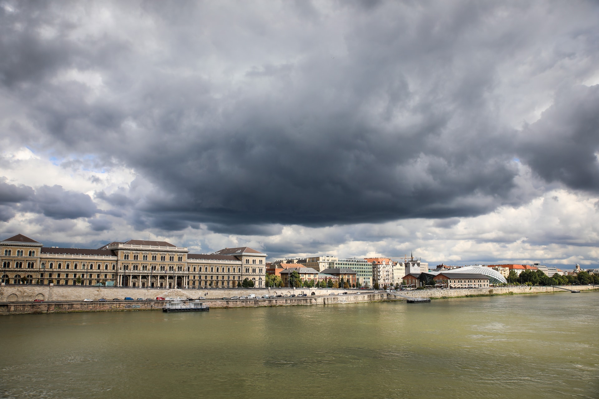 Horrorisztikus szellemet láttak Budapesten