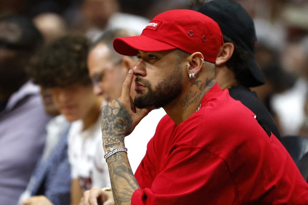Neymar súlyos pénzbírságot kapott illegális építkezés miatt