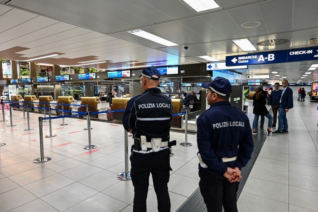 Az olaszországi légiforgalmi sztrájk miatt mintegy ezer járatot törölnek