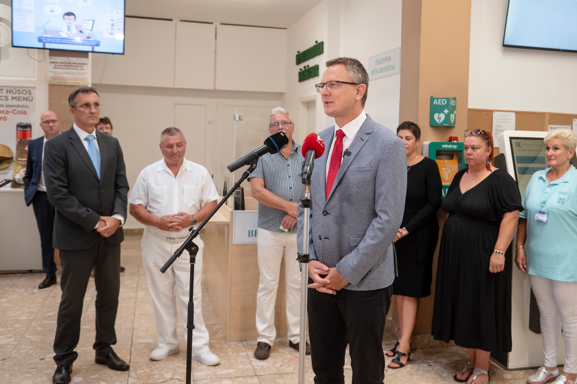 Rétvári Bence: Csökkenti a várakozási időket az új járóbeteg-időpontfoglalási rendszer
