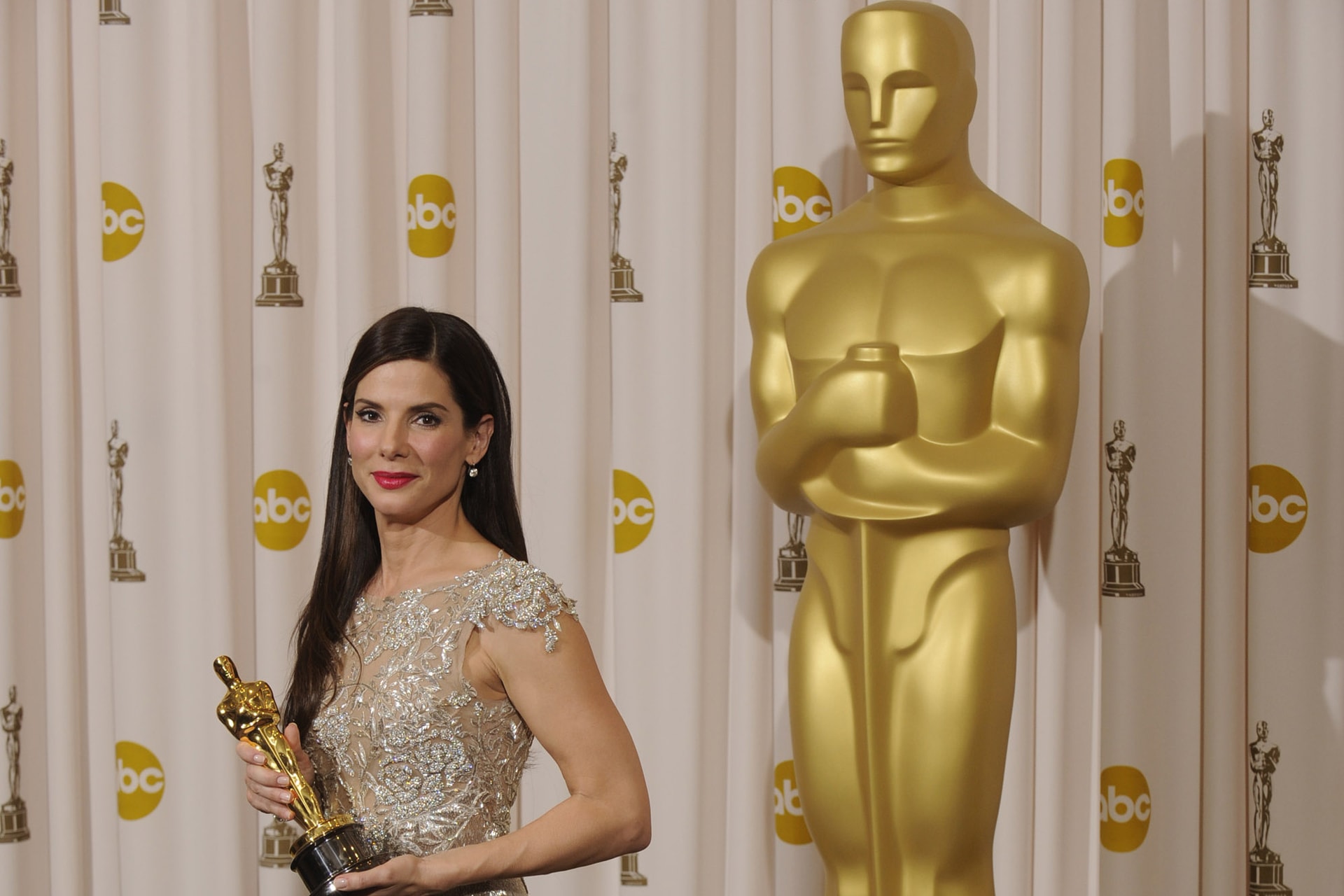 Sandra Bullocktól követelik, hogy adja vissza az Oscar-díját