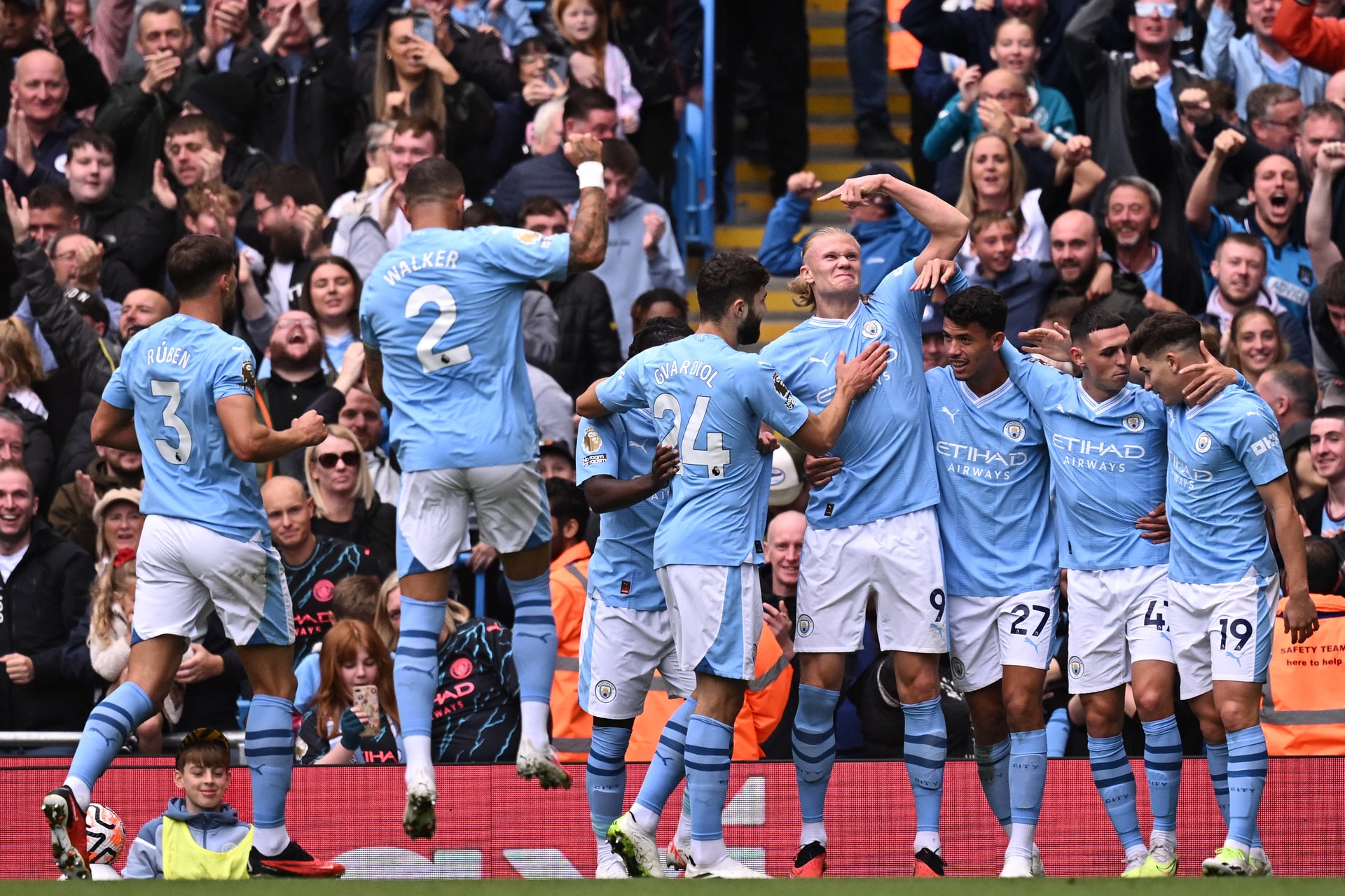A címvédő Manchester City a Leipzig otthonában is nyert