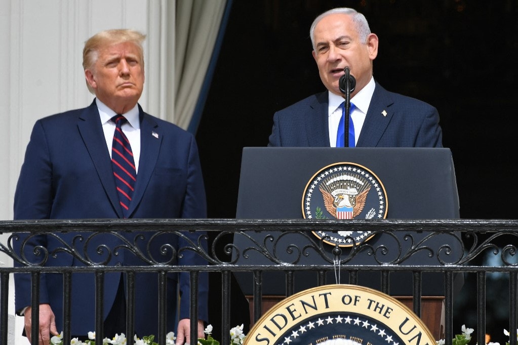„Bibi cserbenhagyott minket” – keményen kiosztotta Netanjahut Donald Trump