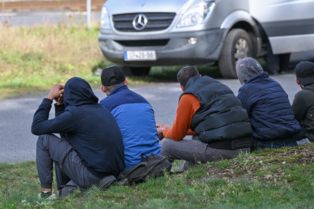 Holland bevándorlási hivatal: jövőre tovább fog növekedni a menedékkérelmek száma