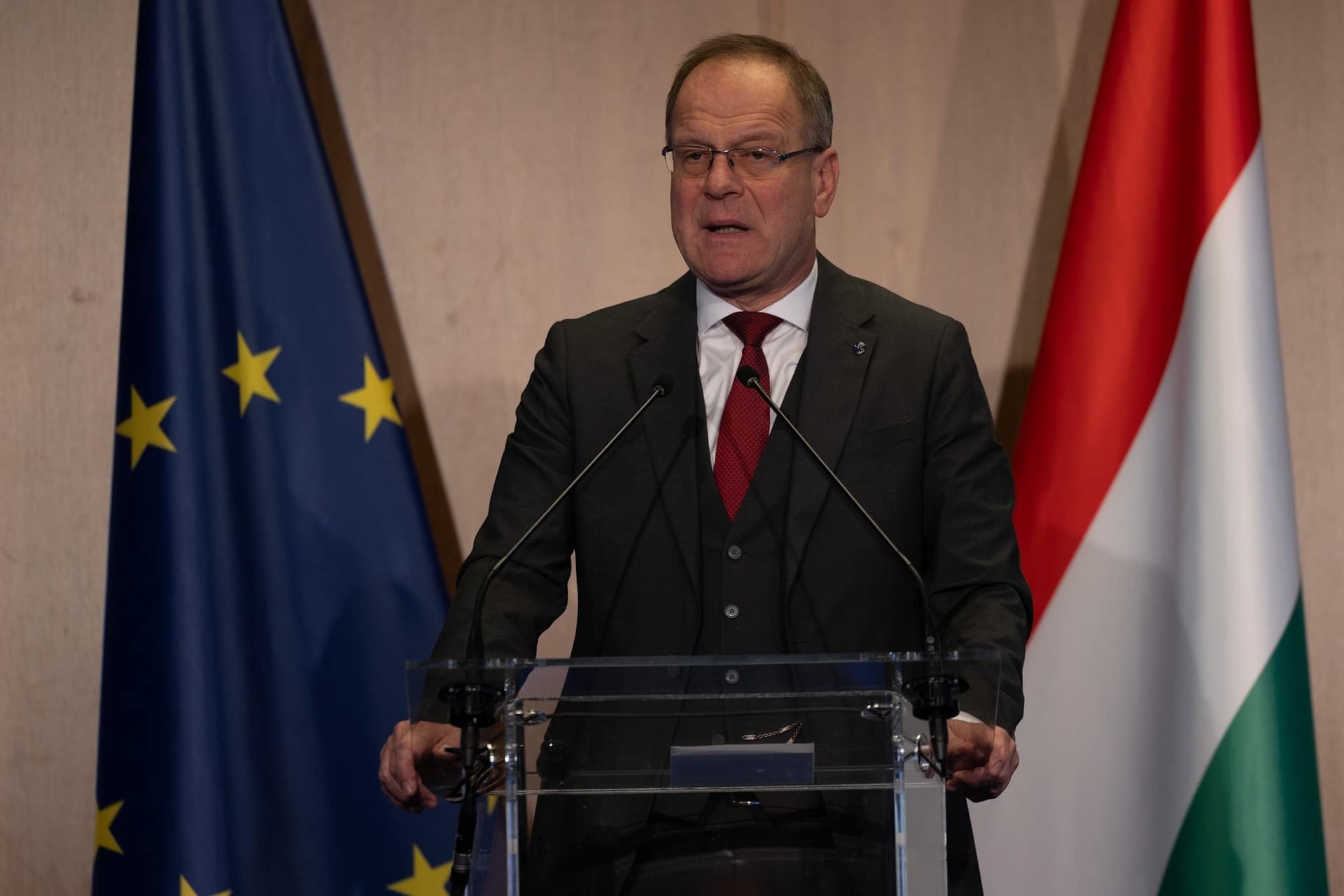 Új minisztériumot hoz létre a kormány