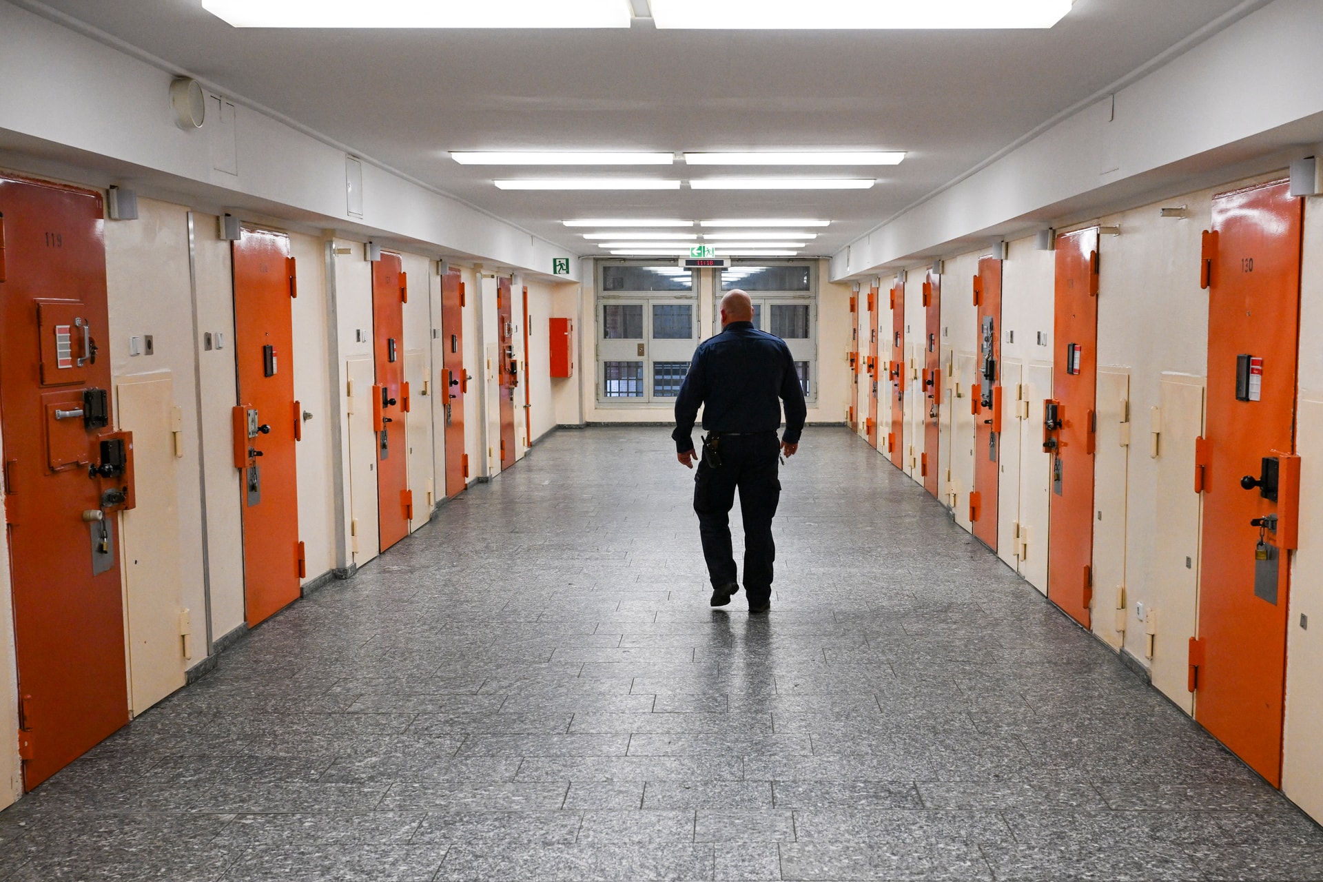 Börtönélet: ki akarták bontani a zárkájuk falát a fogvatartottak Győrben