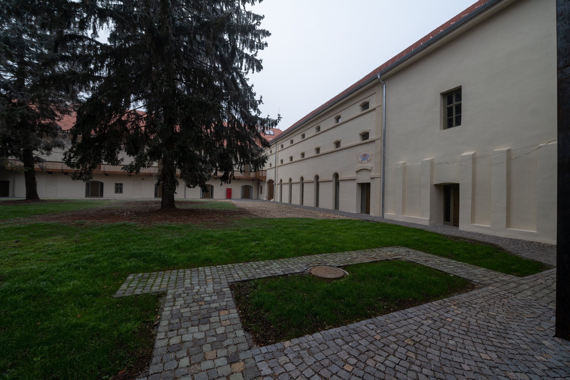 Befejeződött Erdélyben a gyalui várkastély felújítása