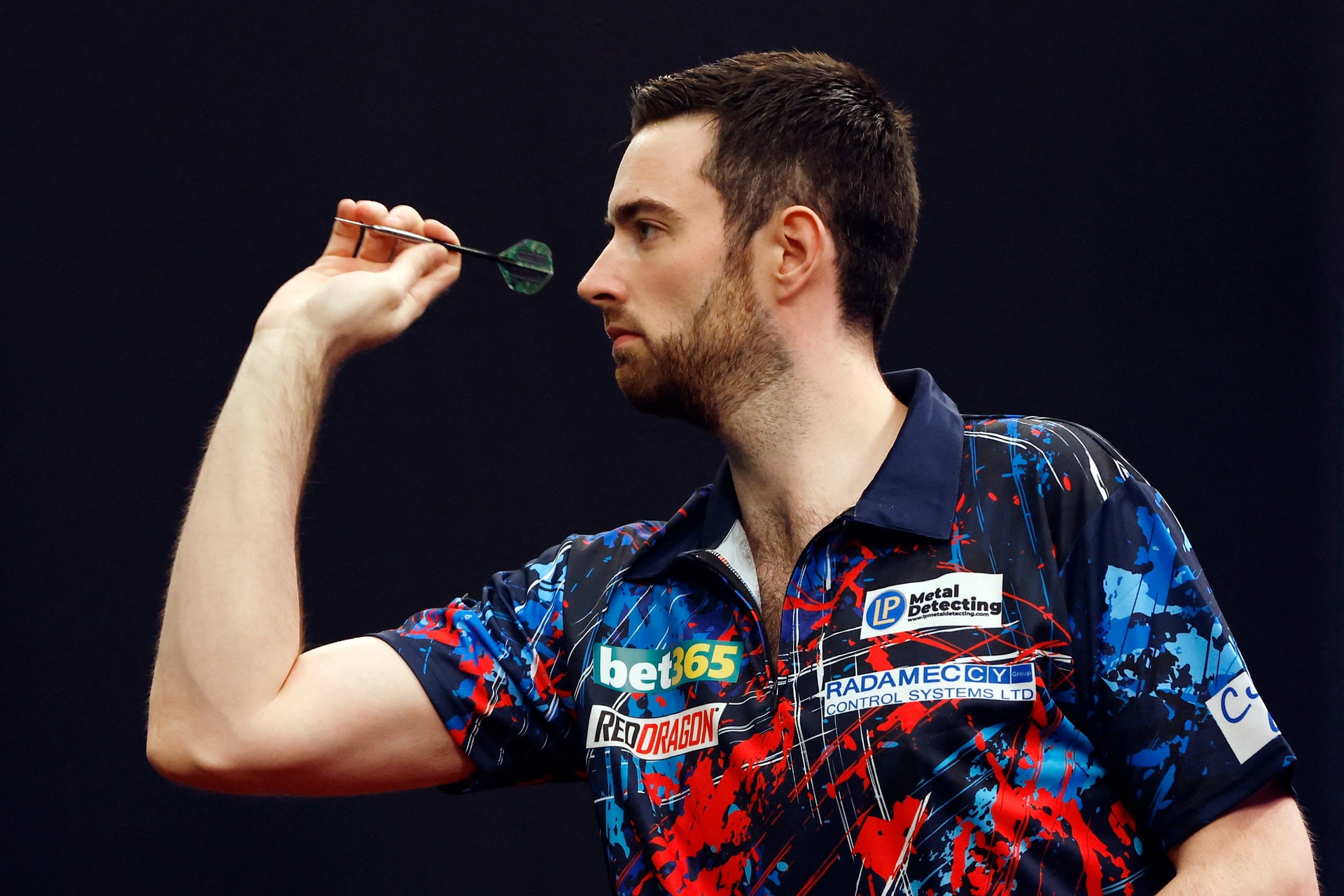 Darts: meglepetésre már a csoportkörben búcsúzott a világbajnok