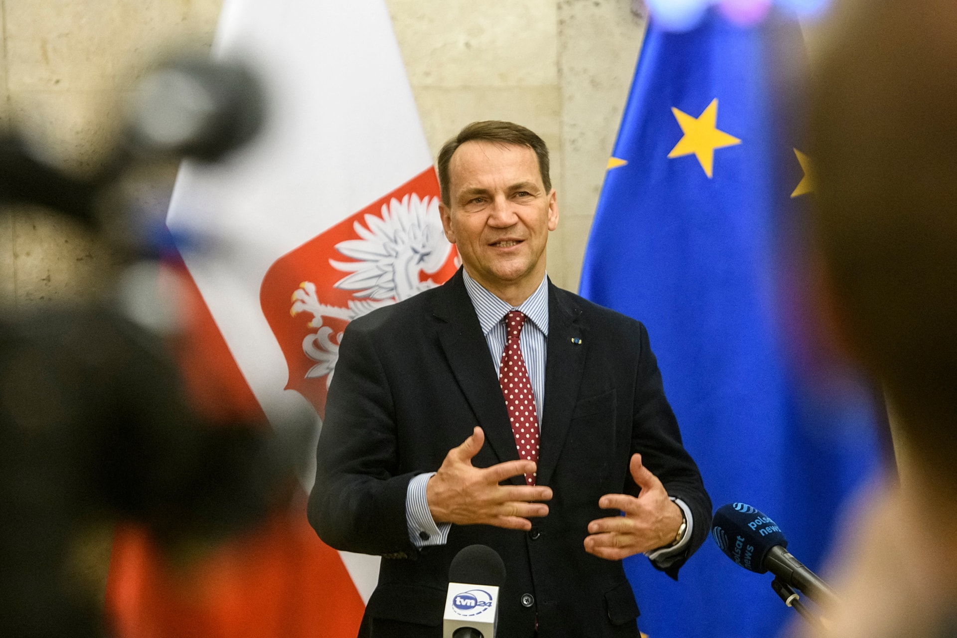 Lengyelország bedobta az atombombát