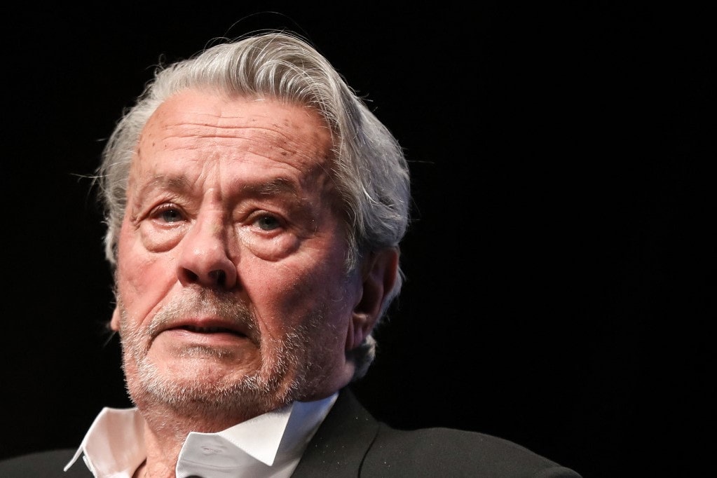 Gyámság alá helyezte egy francia bíróság Alain Delont