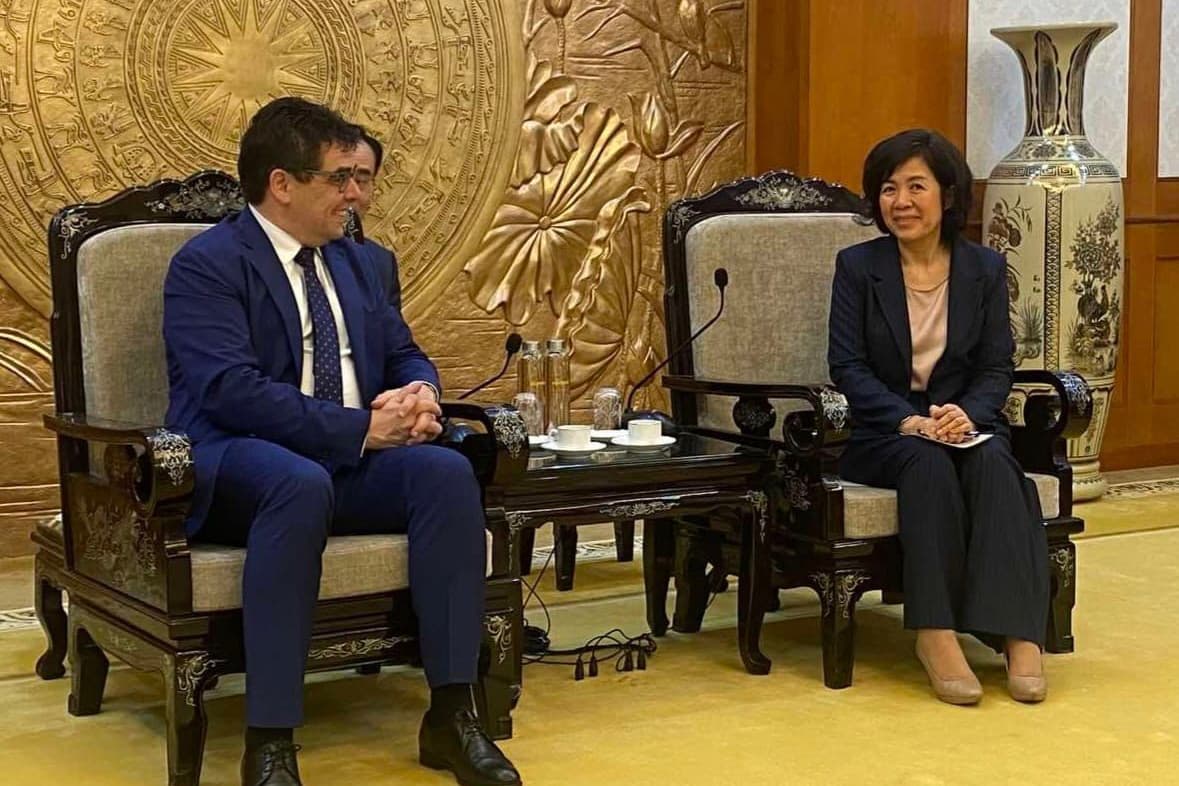 Magyarország a Vietnam és az unió közötti kapcsolatok fejlesztésében érdekelt