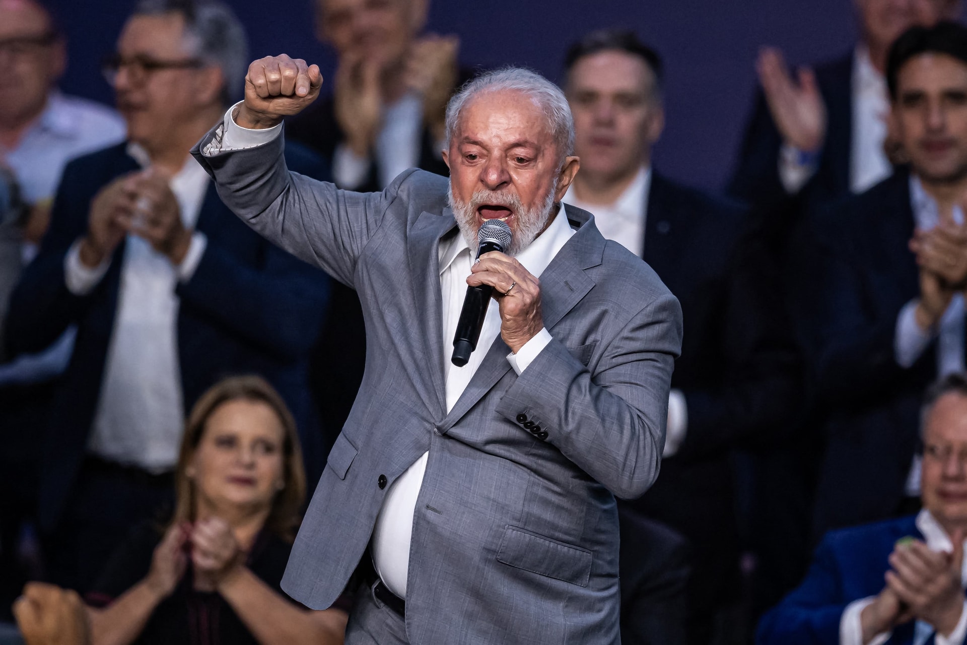 Ne üljenek fel Trump provokációjának