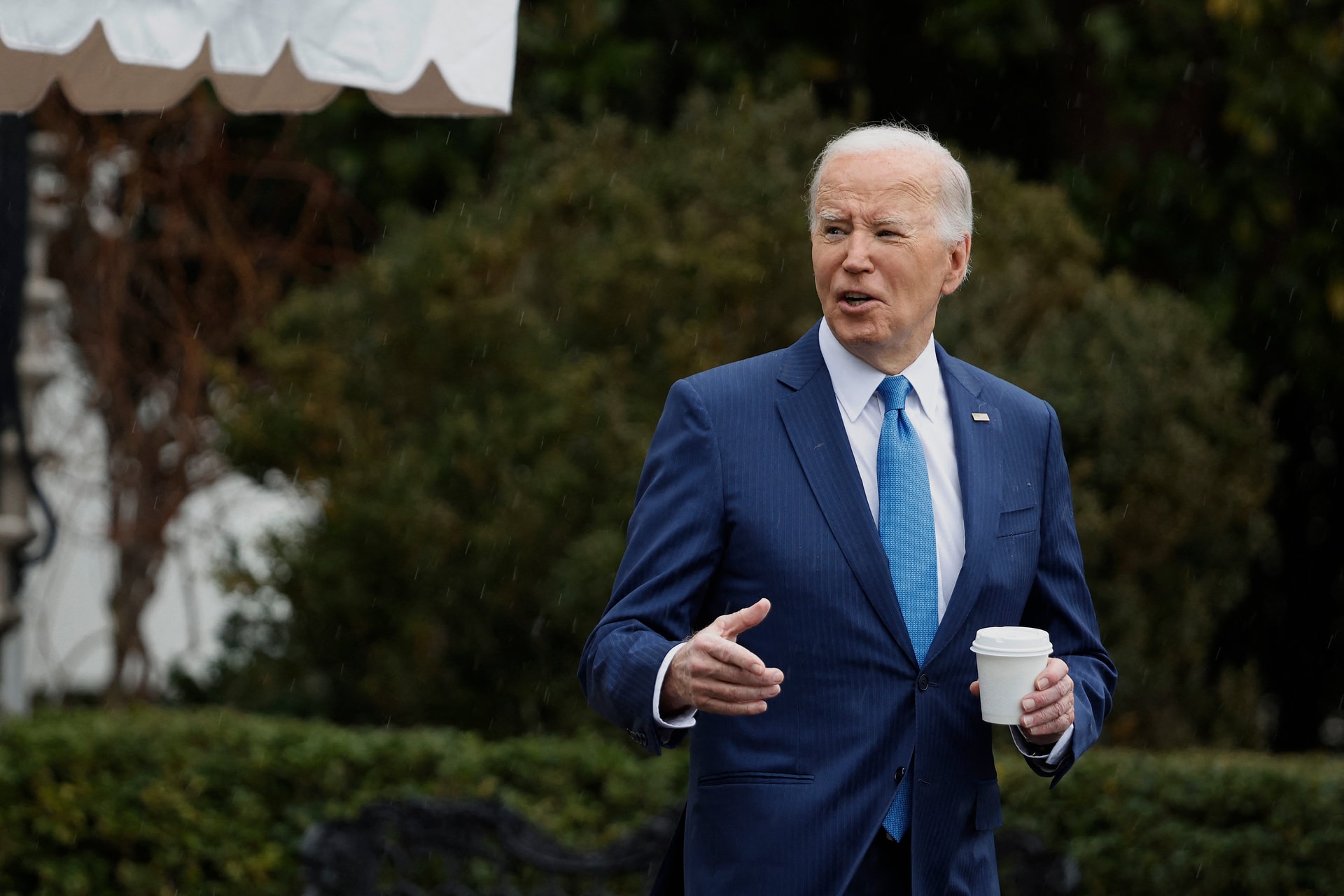 Aggasztó információk láttak napvilágot Joe Bidenről