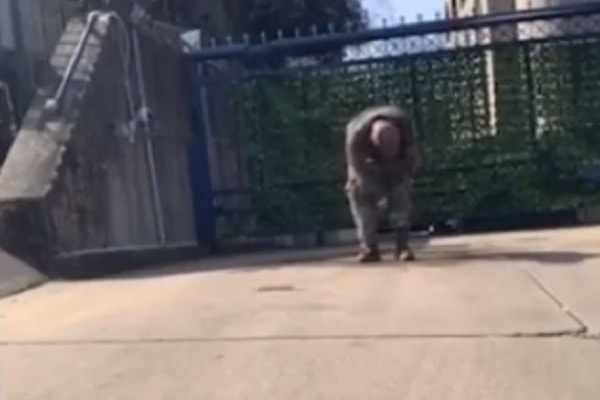 Felgyújtotta magát egy amerikai katona az izraeli nagykövetség előtt + VIDEÓ