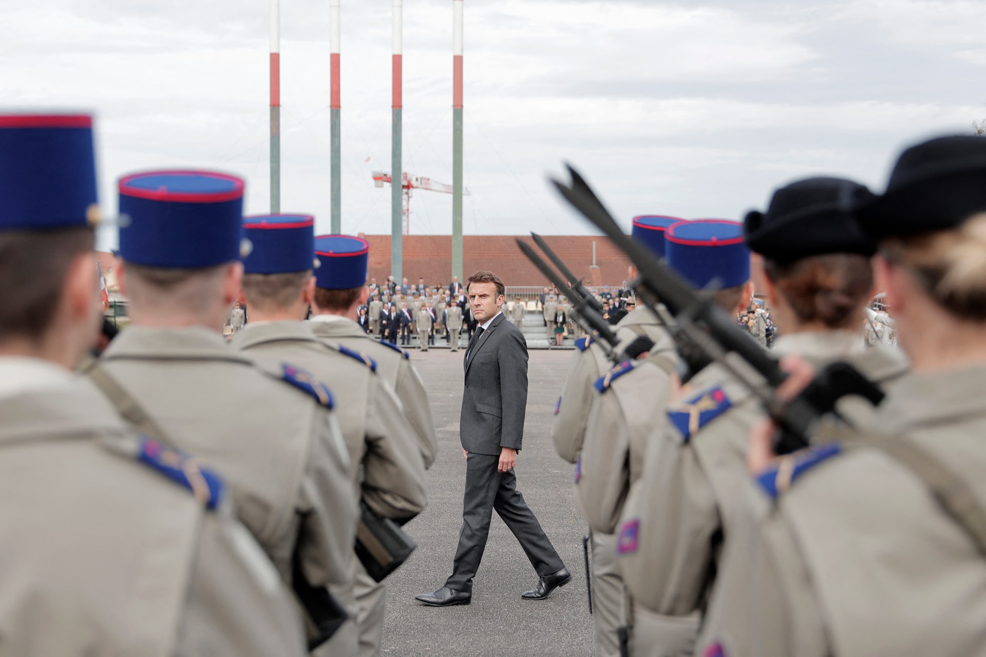 Macron tényleg megőrült?