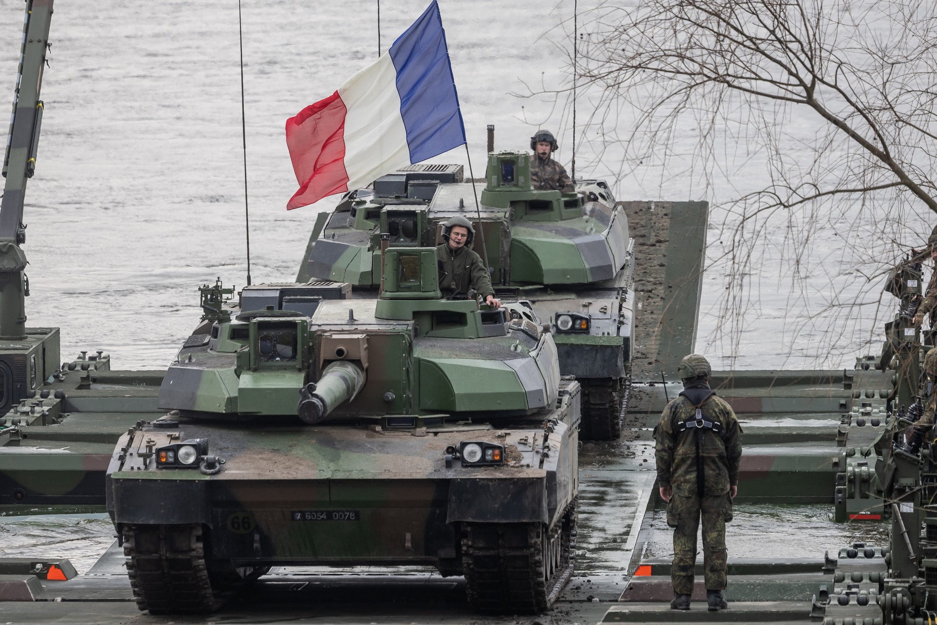 Itt a francia beismerés: hadseregük legfeljebb három napig tudna tartani egy frontszakaszt