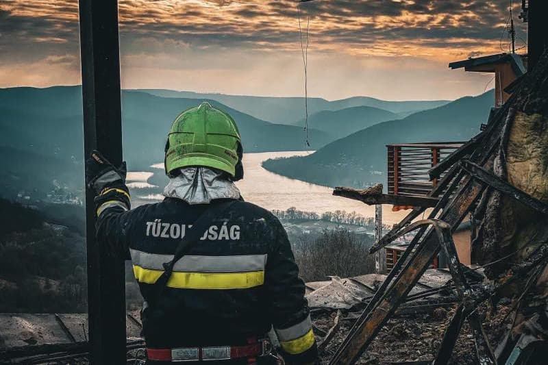 Pokoli percekről számoltak be a lángoló visegrádi hotel vendégei
