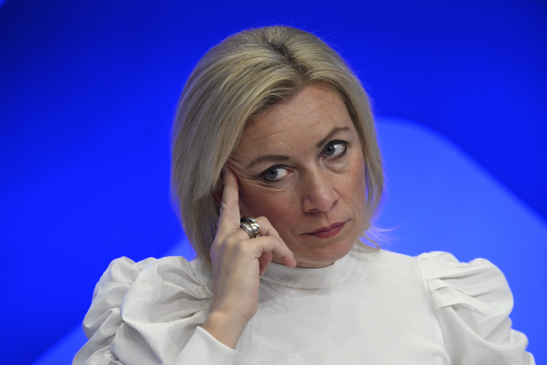 Zaharova szerint Zelenszkij túltolta a kokaint