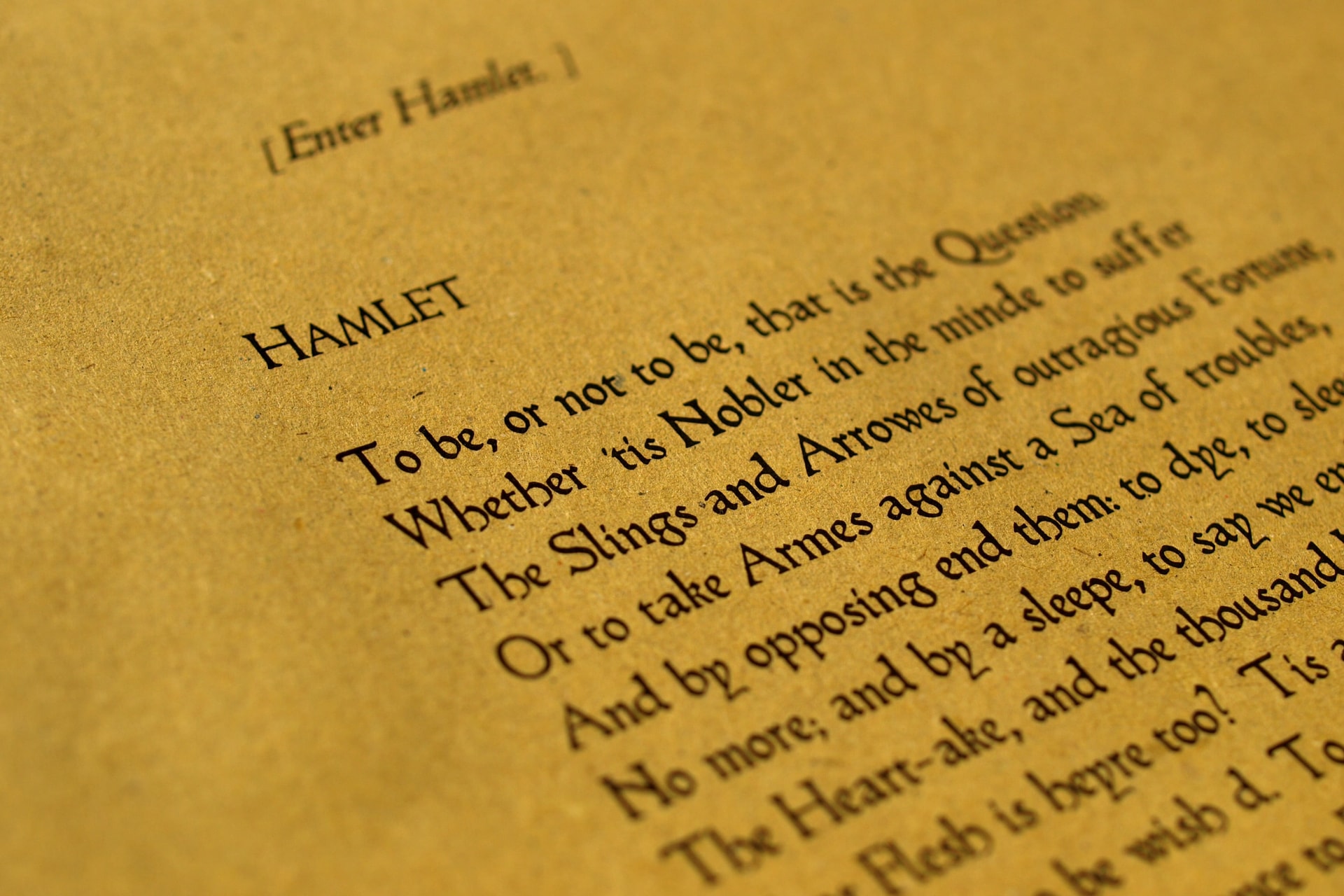 Shakespeare: Játék a múlttal