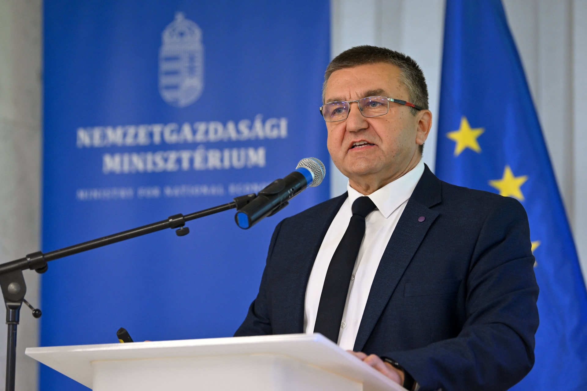 Segítség a magyar munkavállalóknak