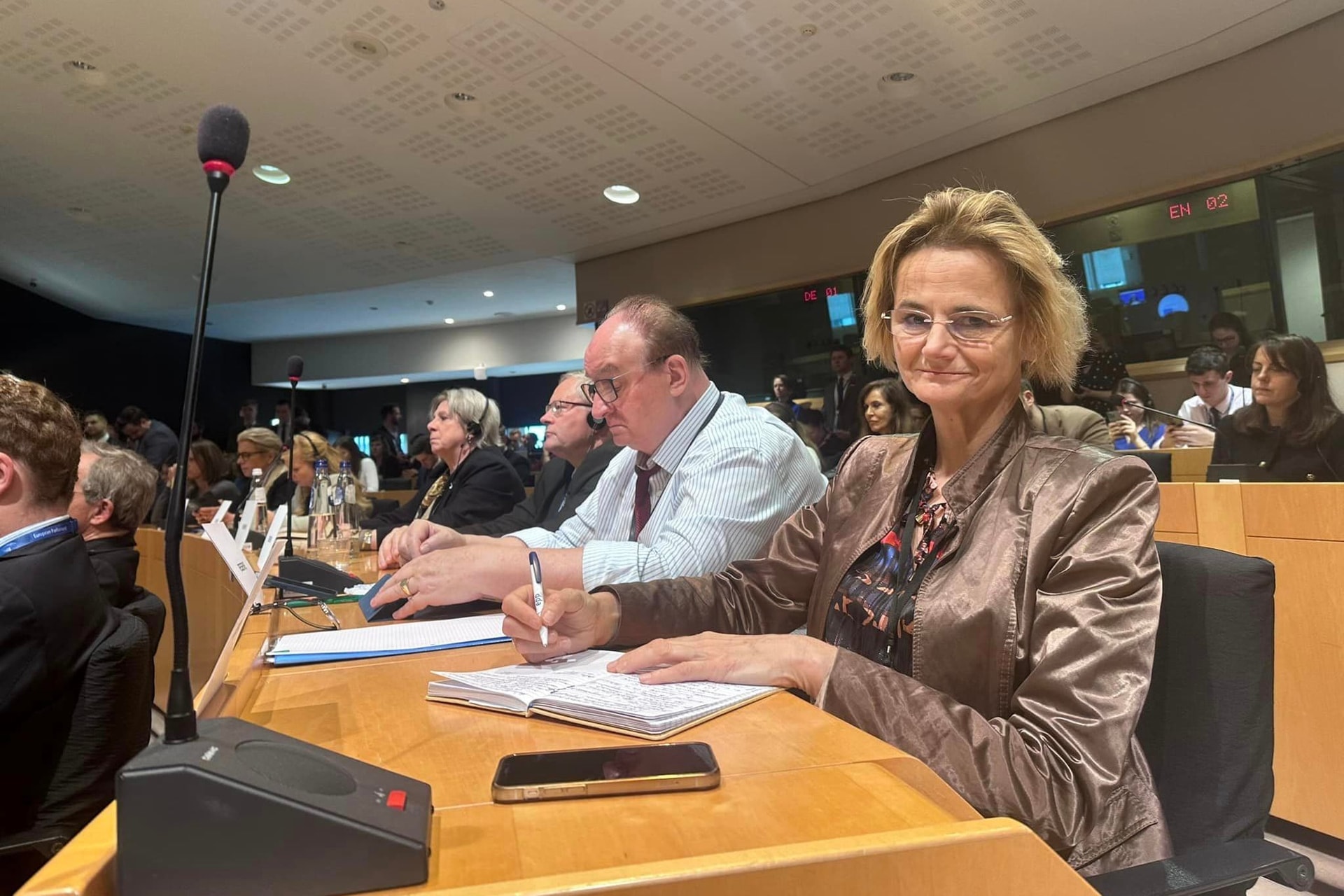 „Az Európai Parlament nem lehet a bűnözők menedéke”