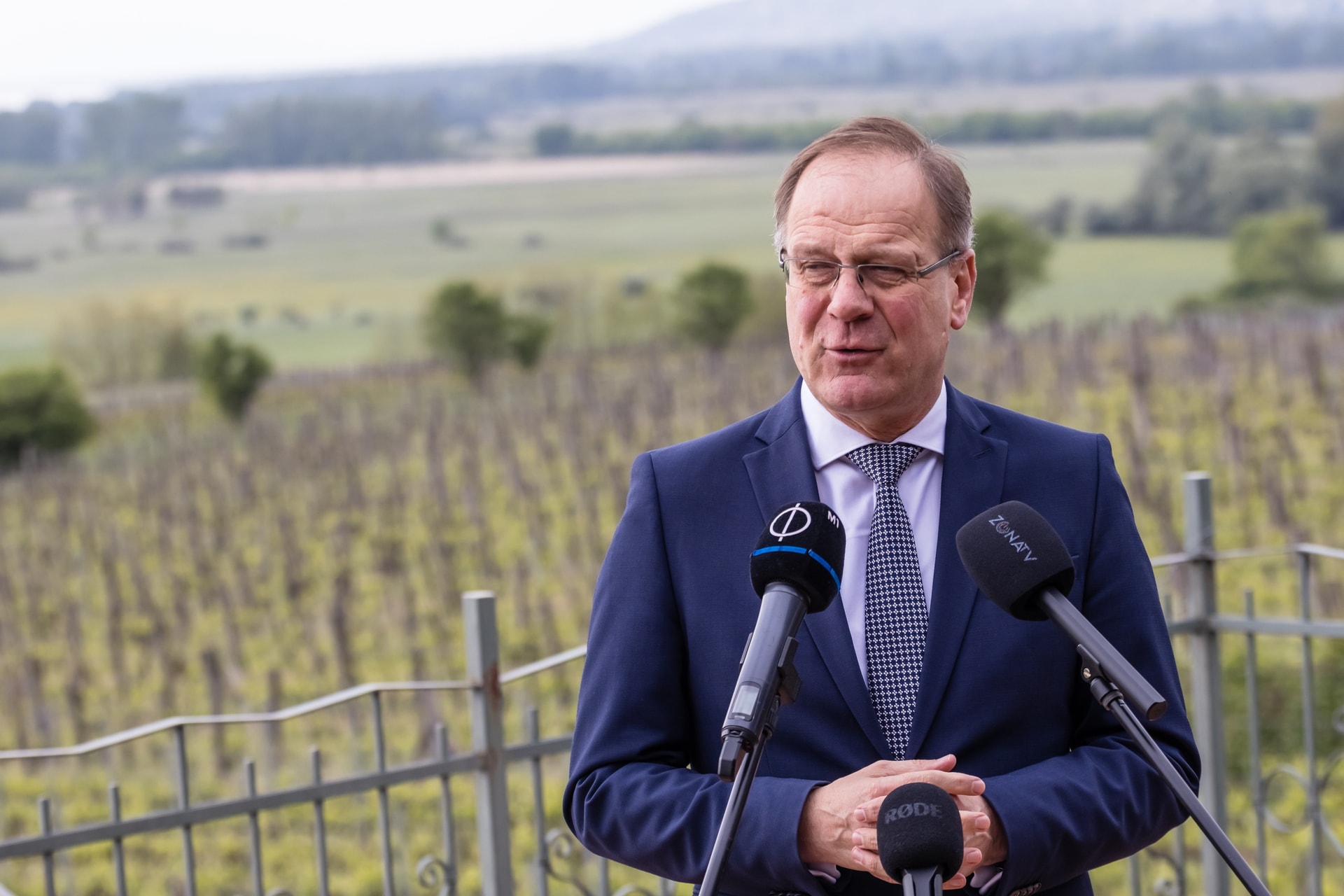 Navracsics Tibor: Apró lépésekkel, tájazonos módon érdemes a természeti környezetben fejleszteni